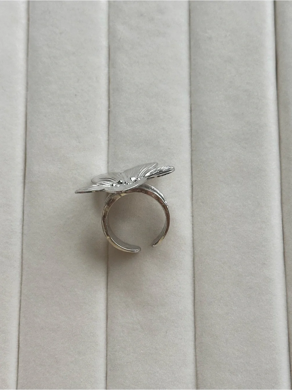 New! Silver Floral Statement Ring - Picture 4 of 5